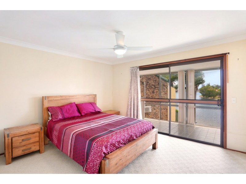 5/28 Dunlin Drive, Burleigh Waters QLD 4220