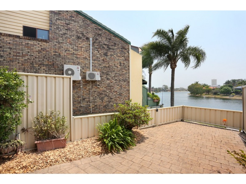 5/28 Dunlin Drive, Burleigh Waters QLD 4220