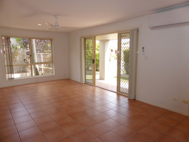 26 Cedarwood Ct, Robina QLD 4226