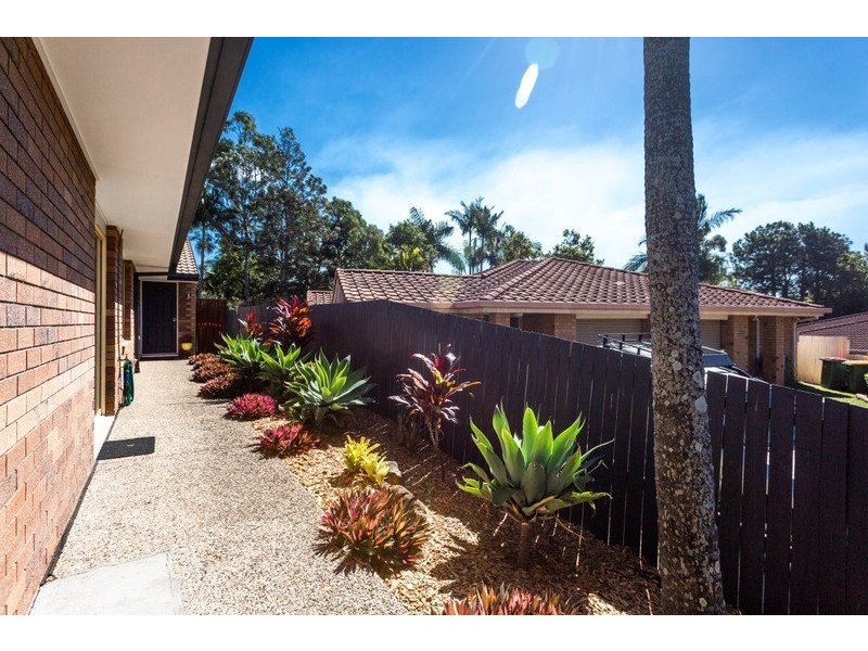 2/18 Cabot Court, Merrimac QLD 4226