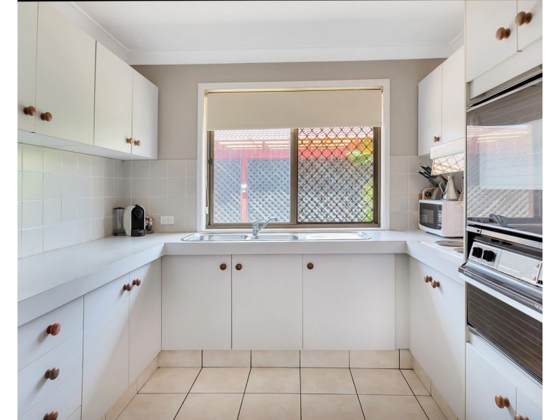 27/12 Landau Court, Miami QLD 4220