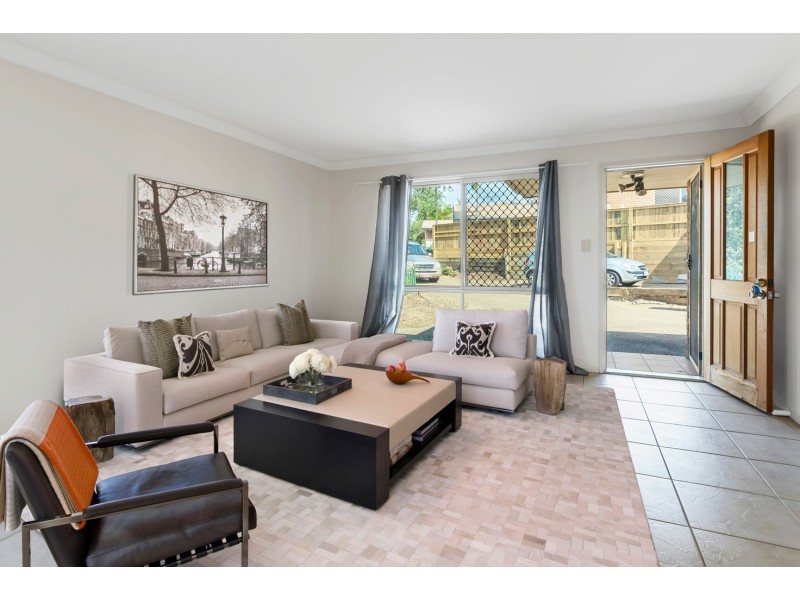 2/22 Cabot Court, Merrimac QLD 4226