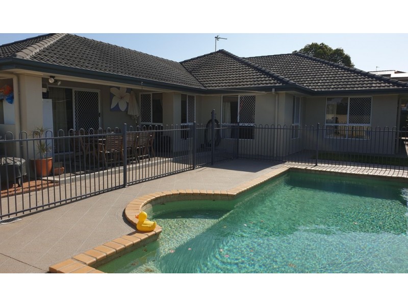 16 Leopardwood Cct, Robina QLD 4226