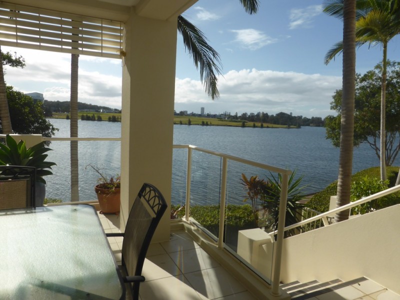 188/251 Varsity Parade, Varsity Lakes QLD 4227