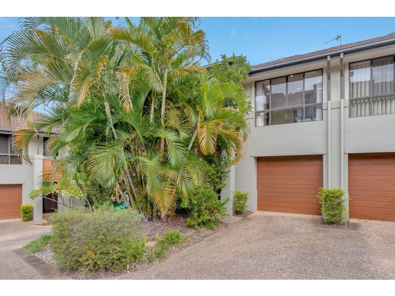 1/2 North Shore Ave, Varsity Lakes QLD 4227