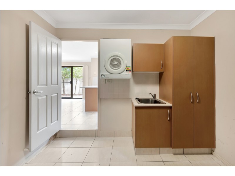 1/2 North Shore Ave, Varsity Lakes QLD 4227