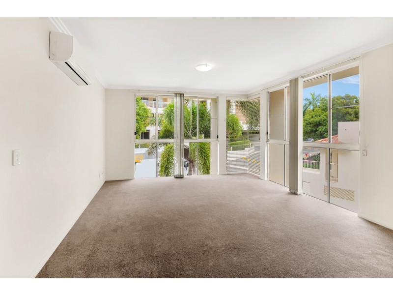 173/251 Varsity Parade, Varsity Lakes QLD 4227