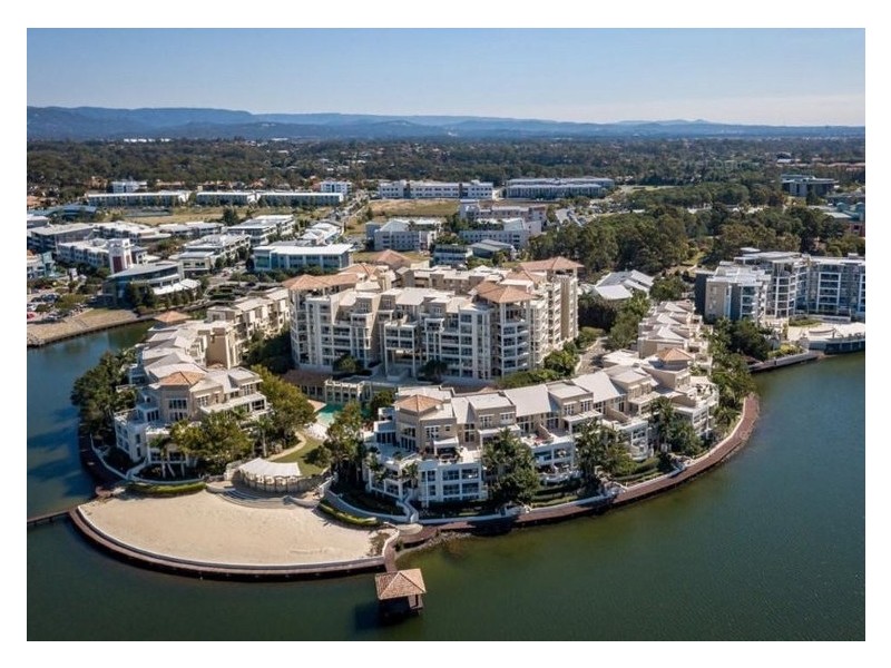 173/251 Varsity Parade, Varsity Lakes QLD 4227