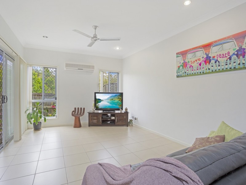 9/18 Carina Peak Drive, Varsity Lakes QLD 4227