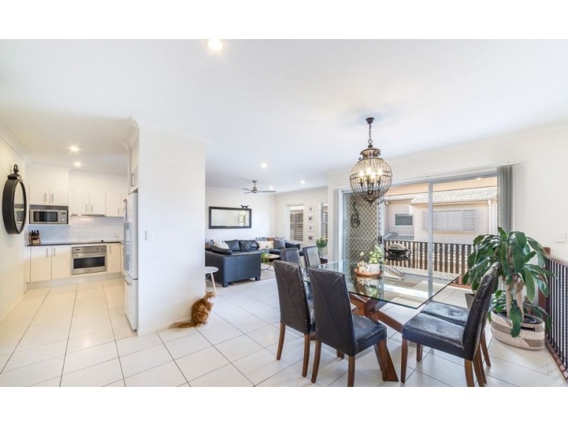 2/7 Castello Circuit, Varsity Lakes QLD 4227