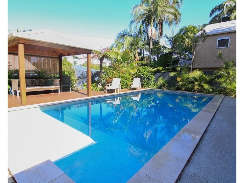 15 Homebush Drive, Robina QLD 4226