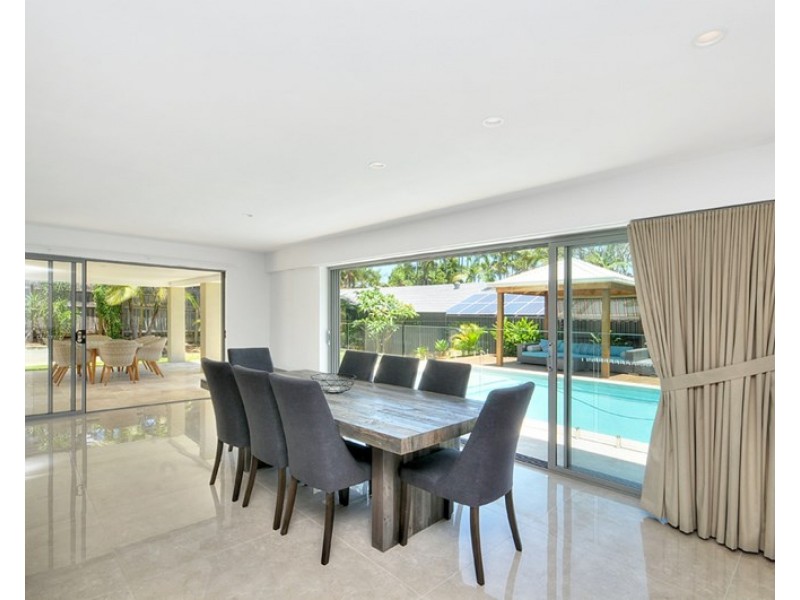 15 Homebush Drive, Robina QLD 4226