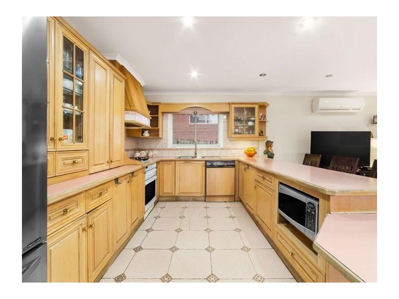 39 Remington Drive, Glen Waverley VIC 3150