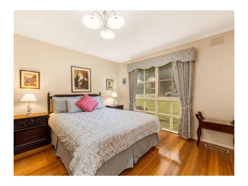 39 Remington Drive, Glen Waverley VIC 3150