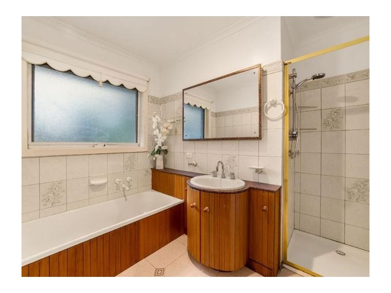 39 Remington Drive, Glen Waverley VIC 3150