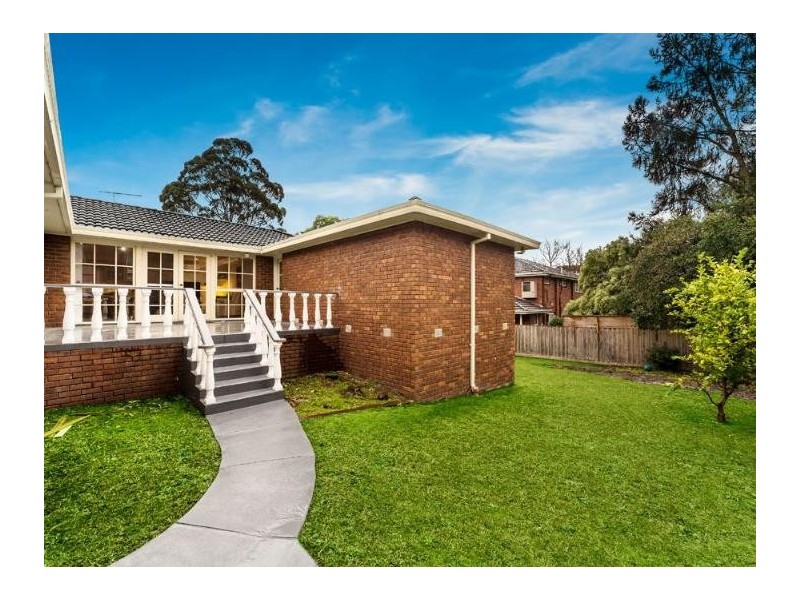 39 Remington Drive, Glen Waverley VIC 3150