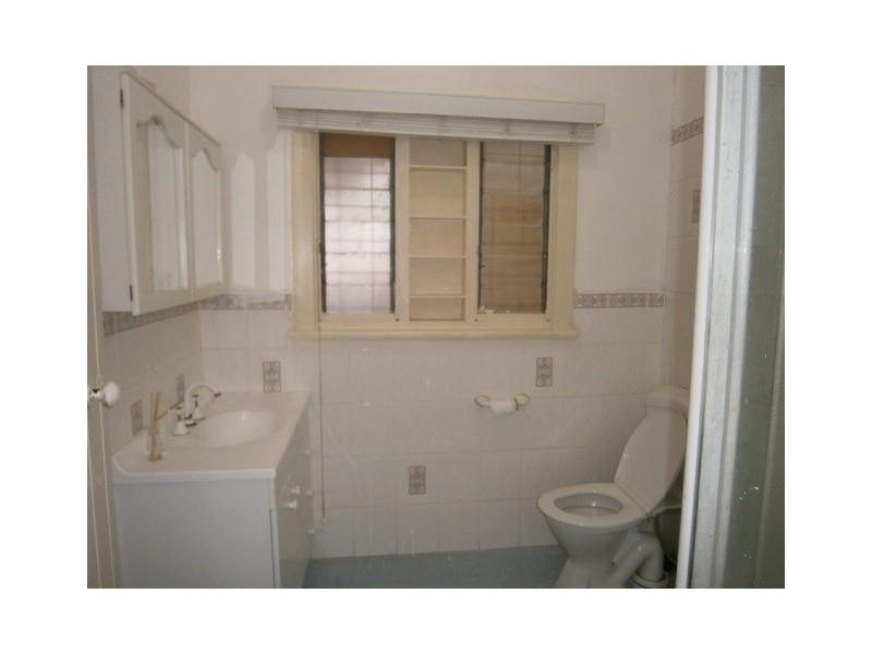 318 Railway Parade, East Cannington WA 6107