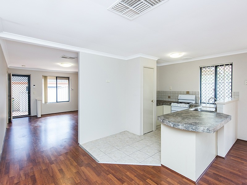 2/13 Pollock Street, Bentley WA 6102