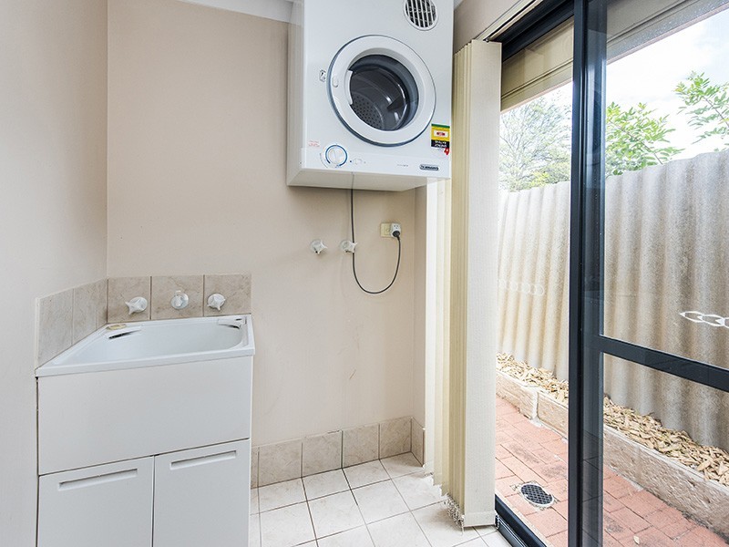 2/13 Pollock Street, Bentley WA 6102