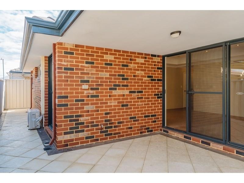 7/73 Station Street, Cannington WA 6107