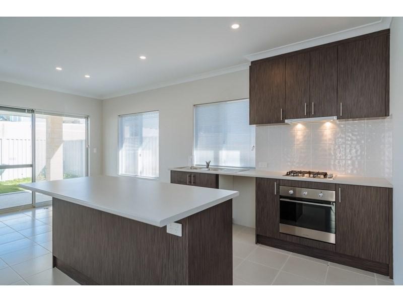 1and3/5 Barmond Road, Cannington WA 6107