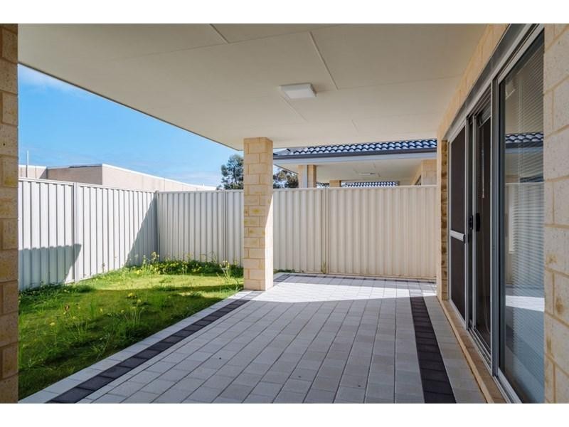 1and3/5 Barmond Road, Cannington WA 6107