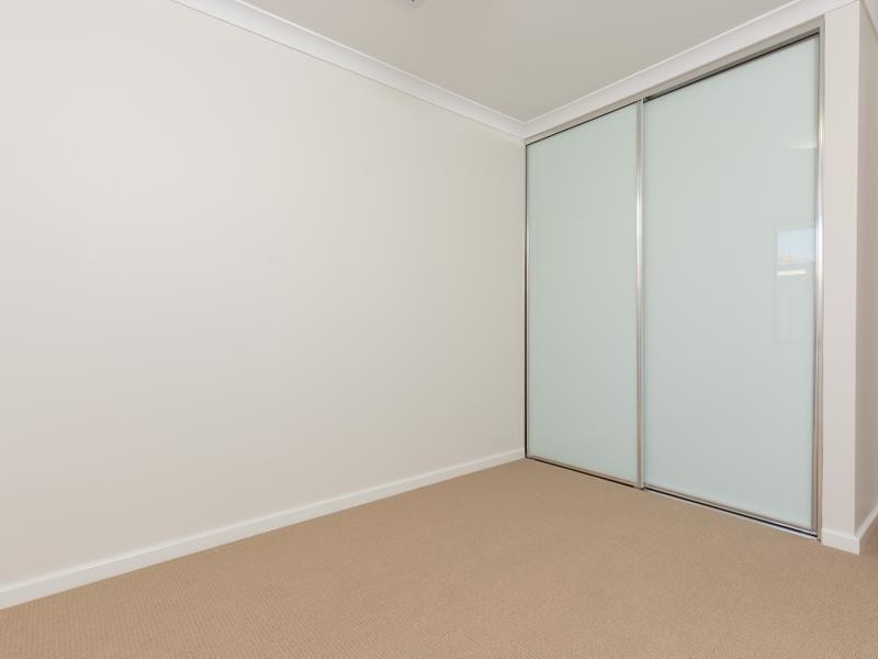 6 Yallup Place, Cannington WA 6107