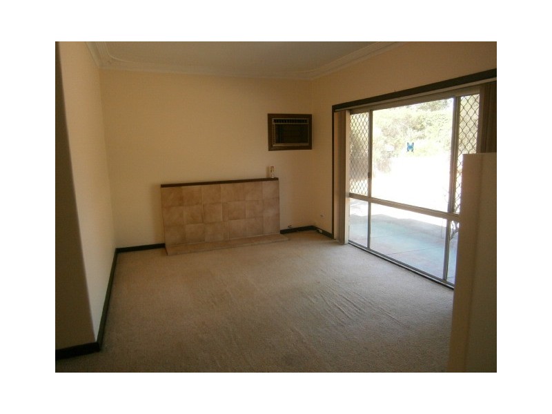 36 Wanaping Rd, Kenwick WA 6107