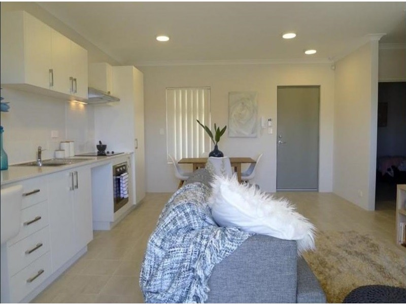 7/1 Bluebell Avenue, High Wycombe WA 6057