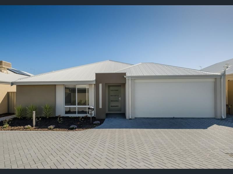 120D Thomas Street, Queens Park WA 6107