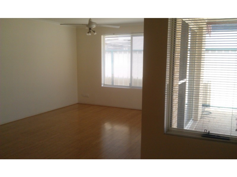 8/6 Acton Avenue, Bentley WA 6102