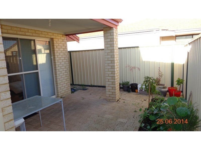 8/6 Acton Avenue, Bentley WA 6102