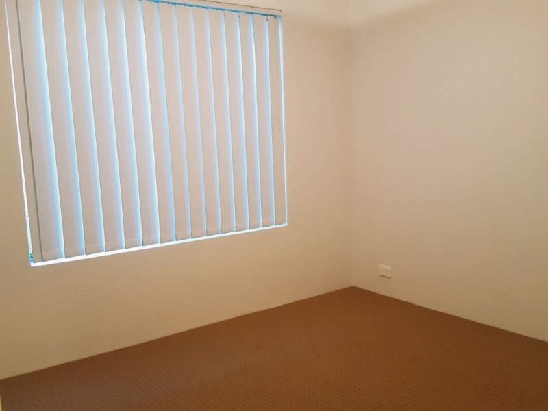 25D Clapham Street, Beckenham WA 6107