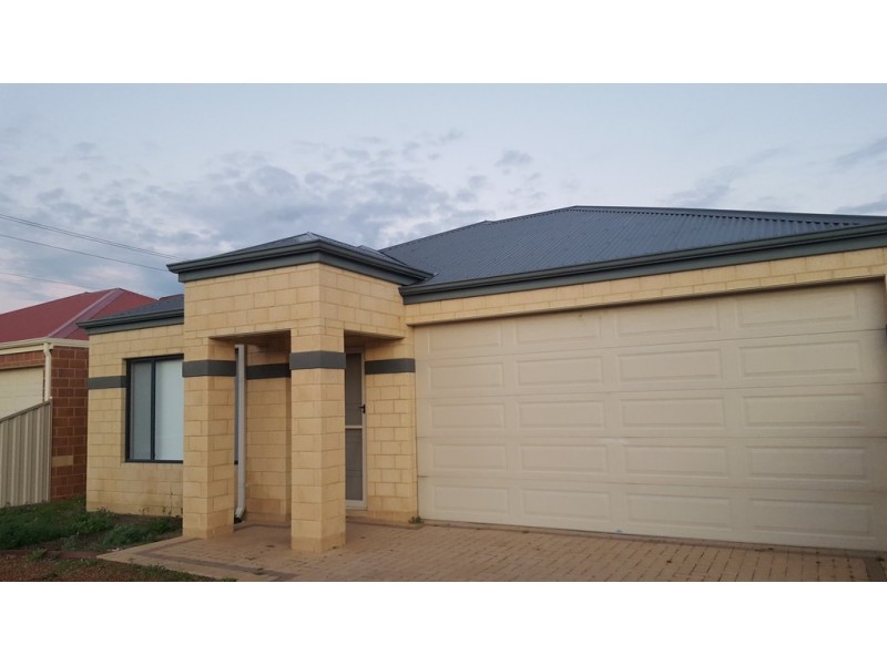47C Redcliffe St, East Cannington WA 6107
