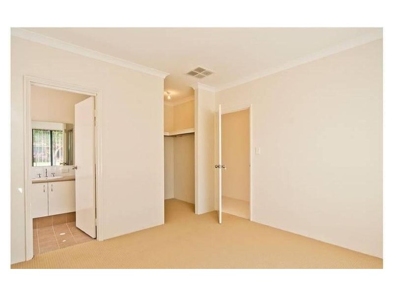 47C Redcliffe St, East Cannington WA 6107