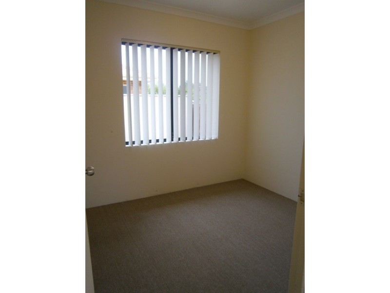 47C Redcliffe St, East Cannington WA 6107