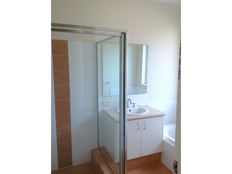 47C Redcliffe St, East Cannington WA 6107