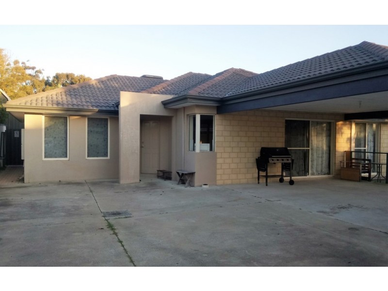 20A Parkhill Way, Wilson WA 6107