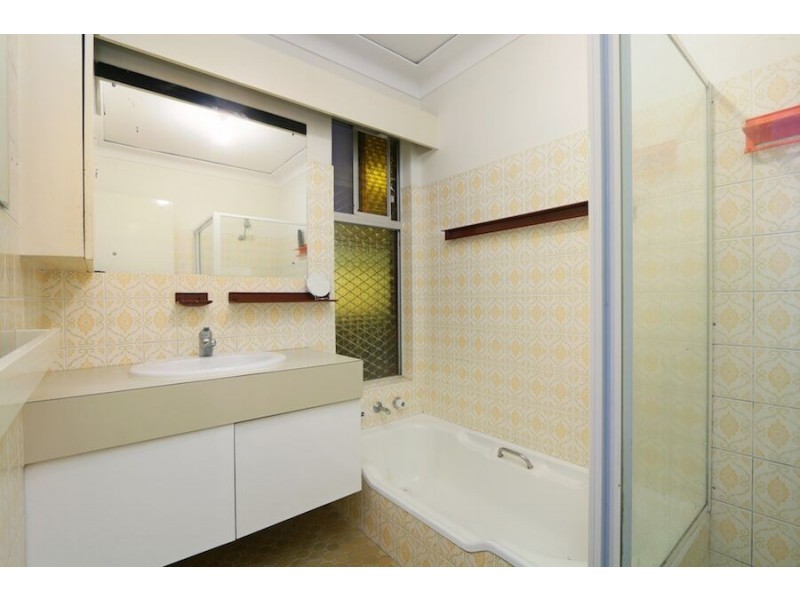 18 Leach Highway, Wilson WA 6107