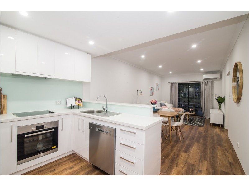 U202/348 Railway Parade, Beckenham WA 6107