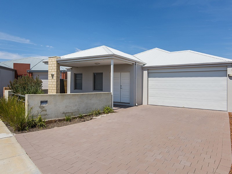 26 Casitas Street, Champion Lakes WA 6111