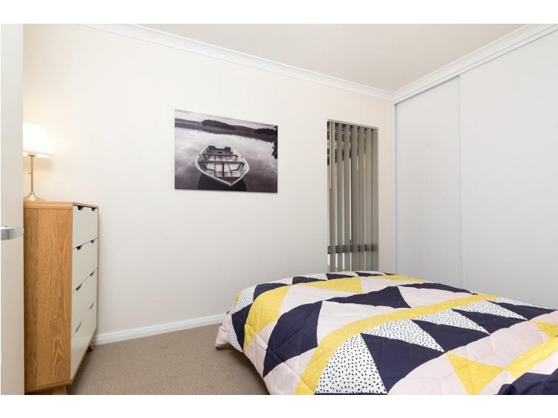 33/35 Camberwell Street, Beckenham WA 6107