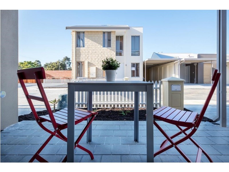33/35 Camberwell Street, Beckenham WA 6107