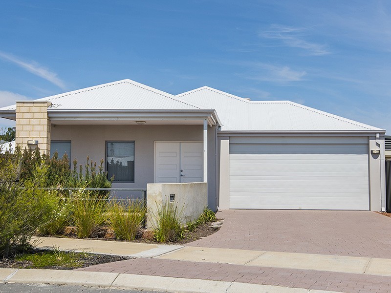 26 Casitas Street, Champion Lakes WA 6111