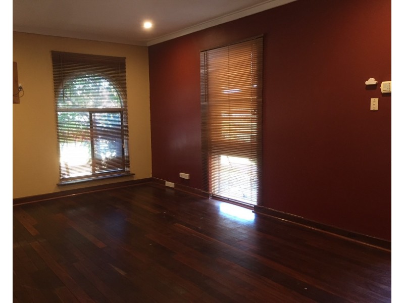 7 Michelle Street, Wilson WA 6107