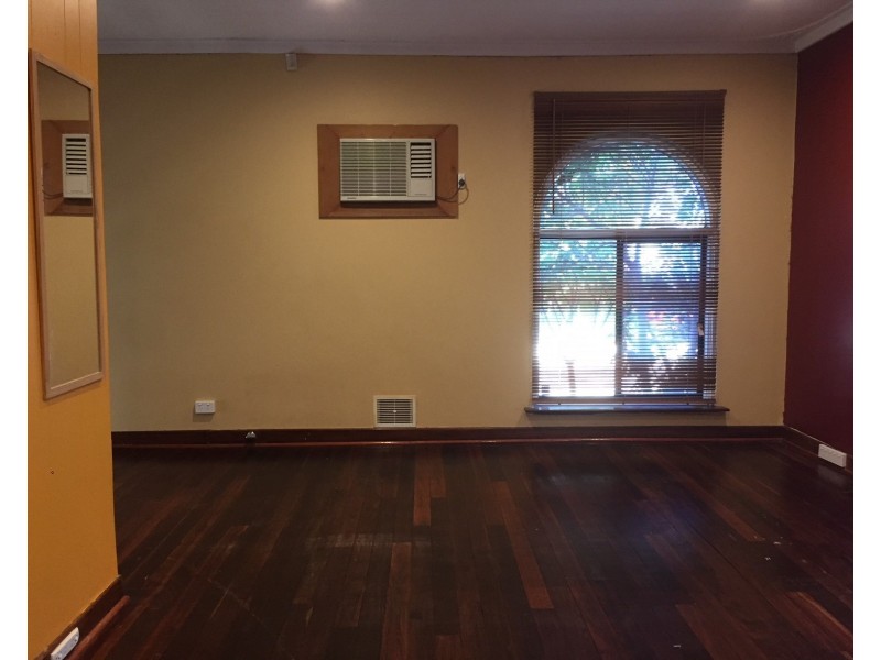 7 Michelle Street, Wilson WA 6107