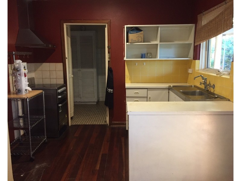 7 Michelle Street, Wilson WA 6107