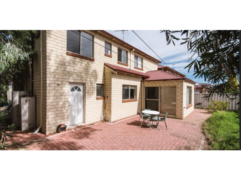 61 Galaxy Way, Carlisle WA 6101