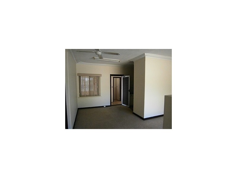 36 Wanaping Rd, Kenwick WA 6107