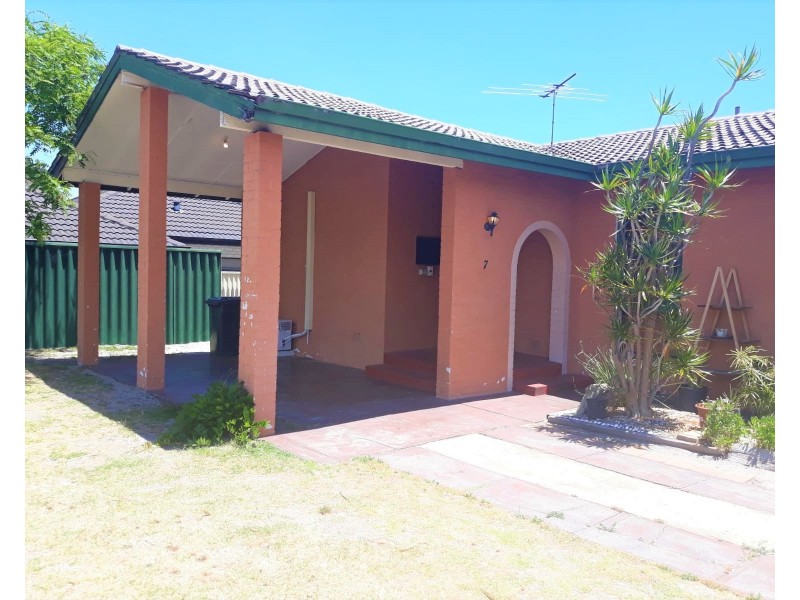 7 Michelle, Wilson WA 6107